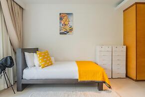 Pearl Of Naithon 3 Bedroom Beachfront Condo