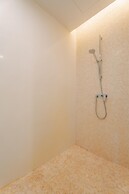 Pearl Of Naithon 3 Bedroom Beachfront Condo