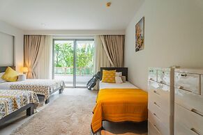 Pearl Of Naithon 3 Bedroom Beachfront Condo