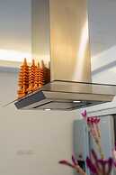 Pearl Of Naithon 3 Bedroom Beachfront Condo