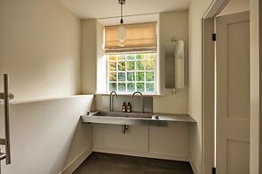 Historic Retreat in Peak District by River Dane