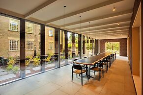 Historic Retreat in Peak District by River Dane
