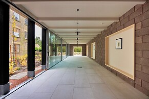 Historic Retreat in Peak District by River Dane