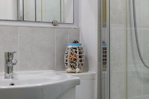 Apartment Near Harlech Castle, No Deposit
