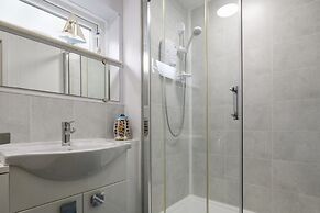 Apartment Near Harlech Castle, No Deposit
