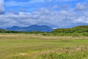 Apartment Near Harlech Castle, No Deposit
