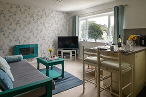 Apartment Near Harlech Castle, No Deposit