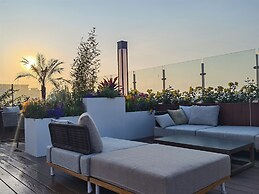 The Purple Horse Hotel