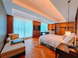 The Purple Horse Hotel