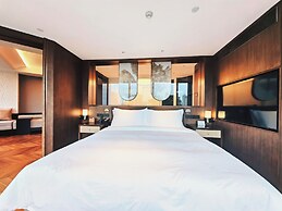 The Purple Horse Hotel