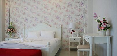 ToffyHome Hotel