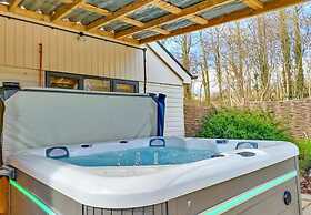 Cottage in Devon With Pool & Countryside Views