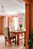 Spacious Cottage in Rhydyfelin, No Deposit
