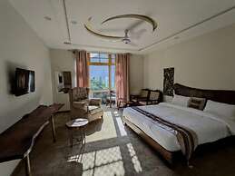 Rivaj Hotel & Resort