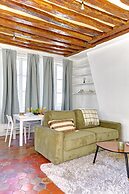 Charming 1BR Near Latin Quarter