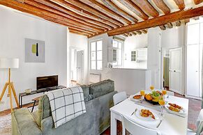 Charming 1BR Near Latin Quarter