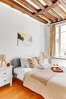 Charming 1BR Near Latin Quarter