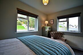 Cottage in Cawsand Near Sandy Beaches