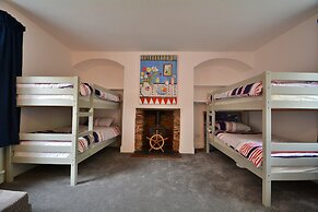 Cottage in Cawsand Near Sandy Beaches