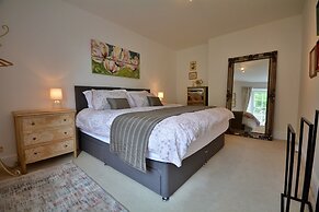 Cottage in Cawsand Near Sandy Beaches
