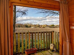 Pet-friendly Chalet in Surlingham, No Deposit