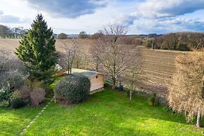 Pet-friendly Chalet in Surlingham, No Deposit