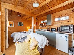 Pet-friendly Chalet in Surlingham, No Deposit