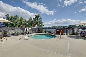 Lake Access & Pools: Sun-soaked Westford Cottage!