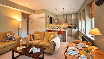 Elegant Apartment in Buxton, No Deposit