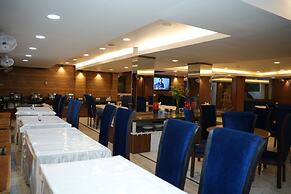 Airport Hotel Park Blue