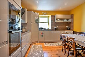 Apartment in Beaumaris With Snowdonia Views