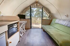 Pet-friendly Lakeside Cabin