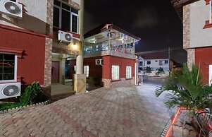 Amazing Grace Hotel & Suites