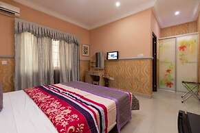 Amazing Grace Hotel & Suites