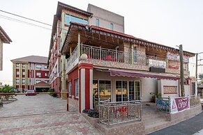 Amazing Grace Hotel & Suites