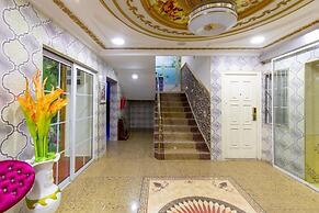Amazing Grace Hotel & Suites