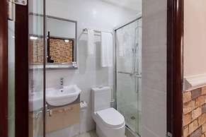 Amazing Grace Hotel & Suites