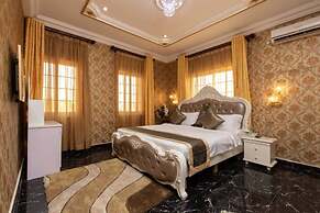 Amazing Grace Hotel & Suites