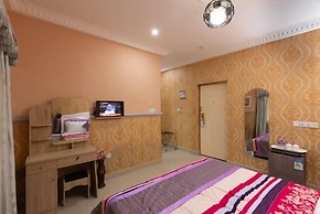 Amazing Grace Hotel & Suites