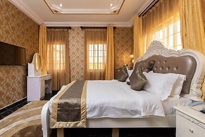 Amazing Grace Hotel & Suites