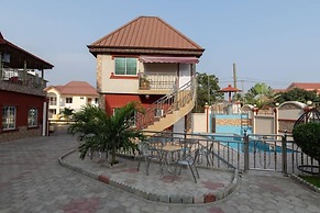 Amazing Grace Hotel & Suites