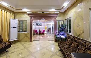 Amazing Grace Hotel & Suites