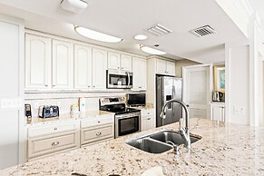 Long Beach Resort 2-1006 Sunset Hideaway