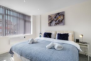 Newly Converted 2BDR 1BA APT in Hounslow