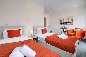 Newly Converted 2BDR 1BA APT in Hounslow