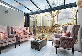 Charming Cottage in Caerway, No Deposit