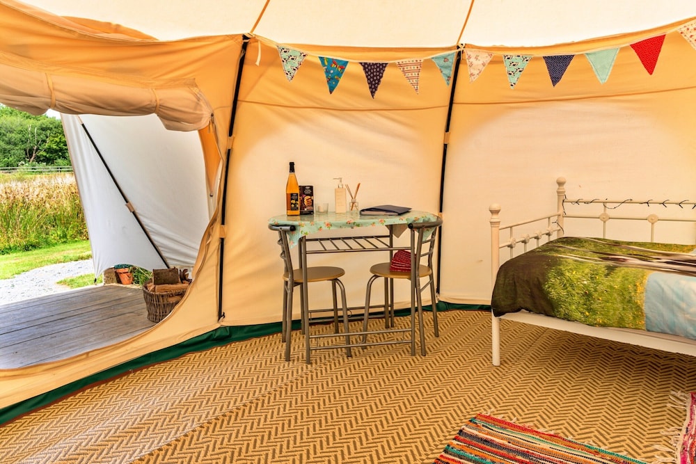 Bell Tent in North Devon, No Deposit