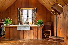Holiday Home in Bruton With Private Lakes