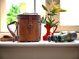 Loft in Cotswolds With Pool & Scenic Gardens