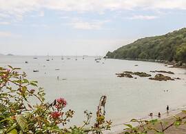 Cottage in Cornwall Near Golden Beaches